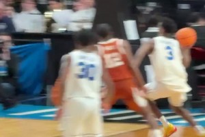 炸裂天赋啊🤯状元大热迪班萨底线大幅度拉杆背扣！！